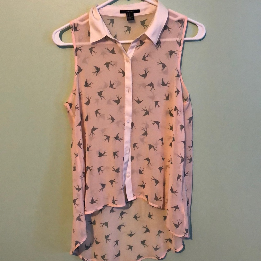 ⭐️Forever21 button up sheer top⭐️